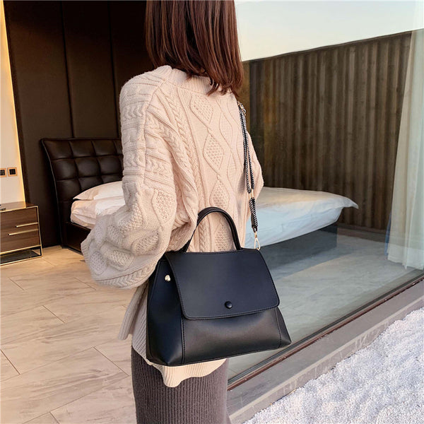 Shoulder Messenger