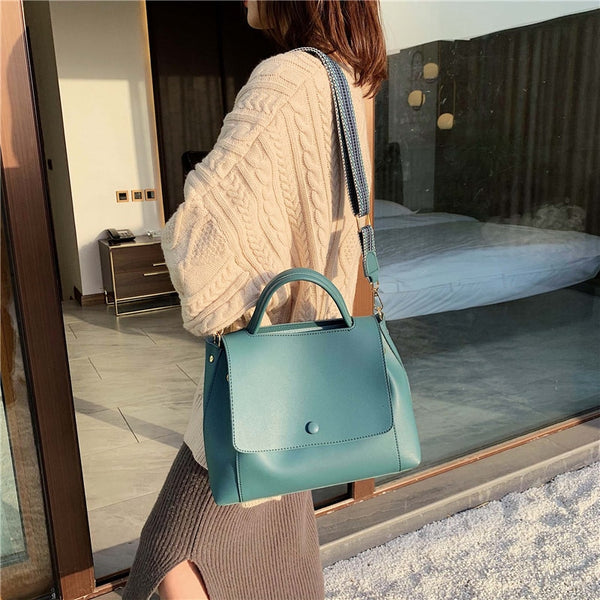 Shoulder Messenger