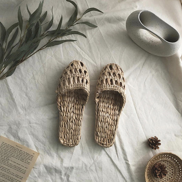 women's straw slippers