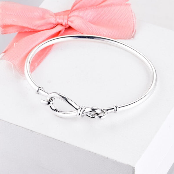 Jewelry nail bracelets