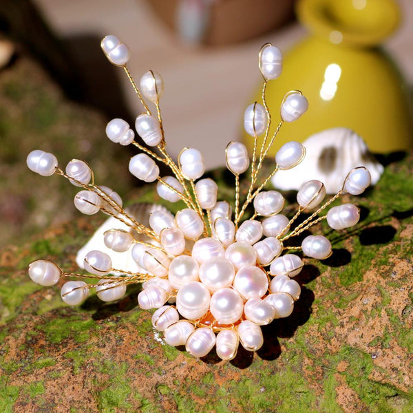 Brooch Freshwater Pearl
